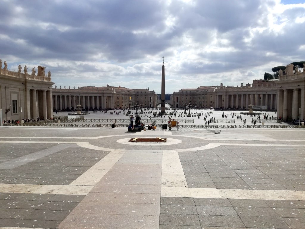 saint_peters_square_in_rome