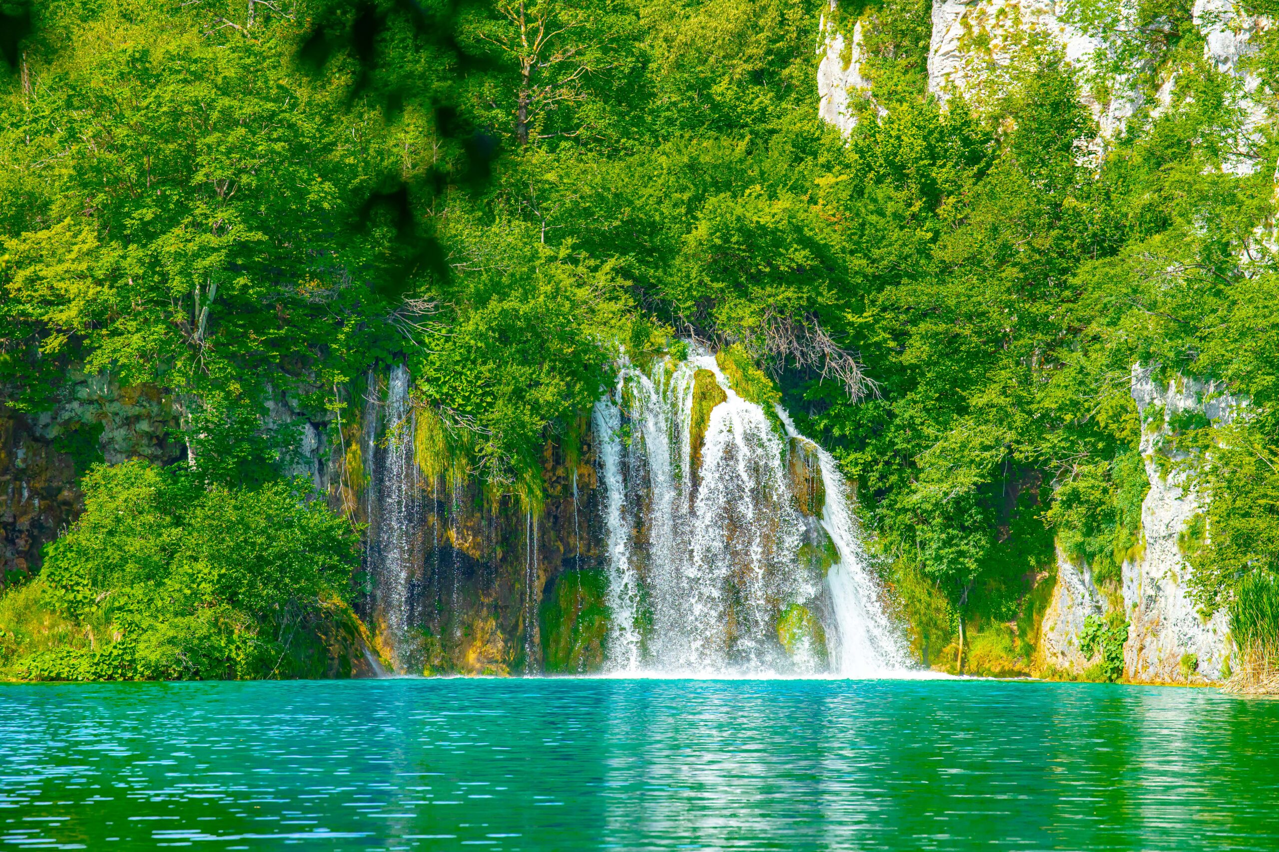 one_of_tens_of_waterfalls_in_croatian_park